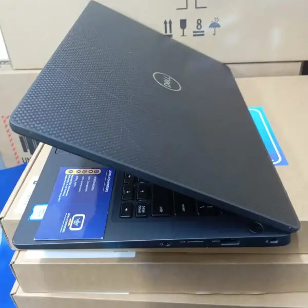 Dell Latitude 7300