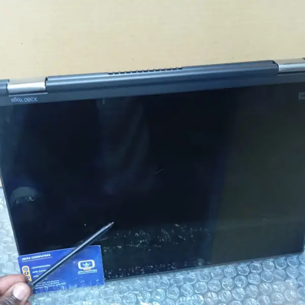 Lenovo Yoga 380